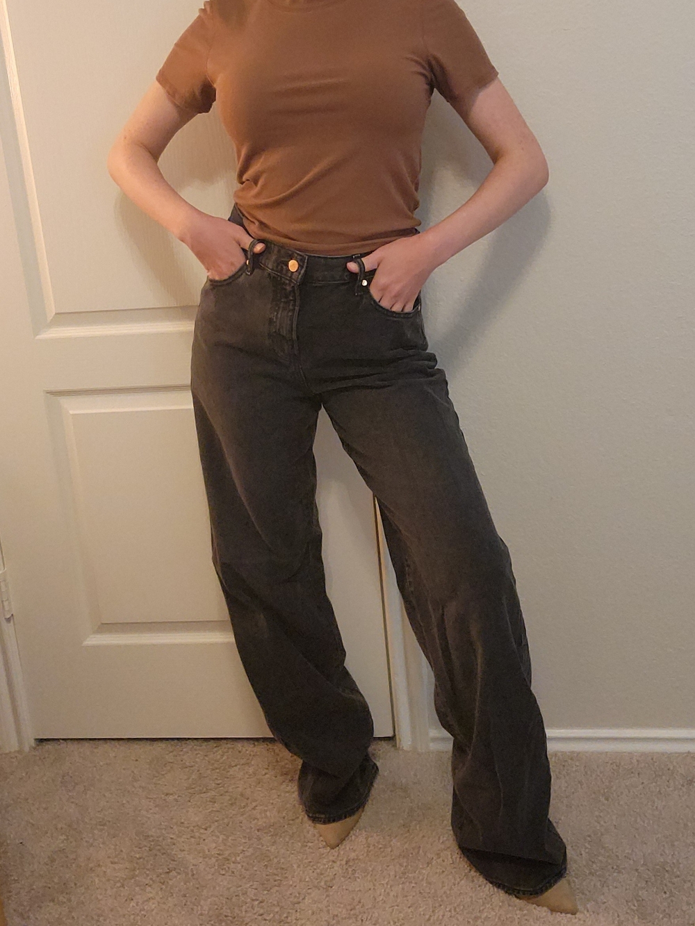 Express "Conscious Edit" High Rise Wide Leg Jeans in Washed Black - Size 8 Long